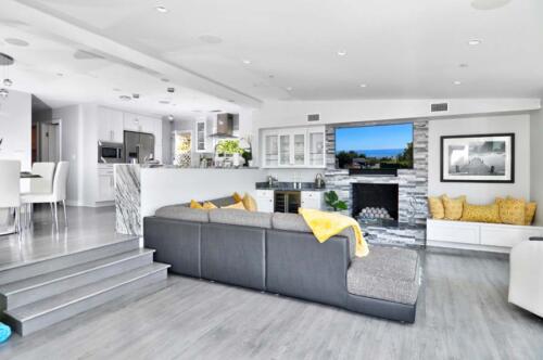 Beach and Snow Rentals: Laguna Beach - Exclusive luxury vacation Beach House rental by owner. Beach View, loads of amenities and activities nearby. https://www.lagunabeachrentalsbyowner.com